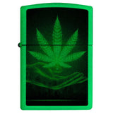 Zippo '' Cannabis Leaf'' Glow in The Dark Lighter